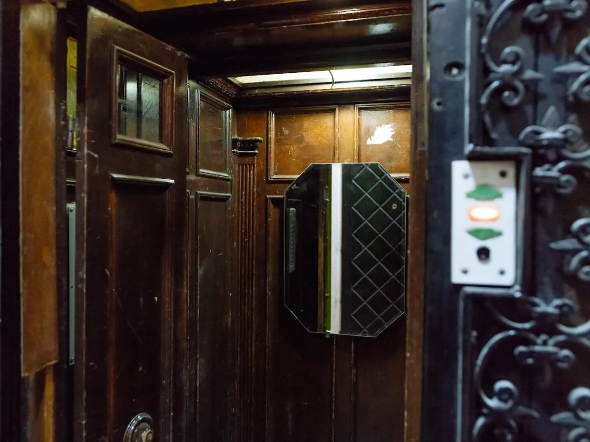 Double Studio Near Cismigiu Park Bucharest
