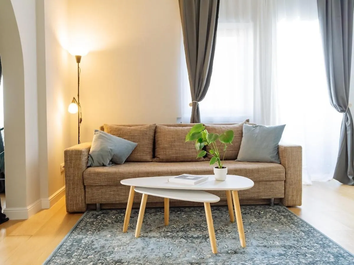 Double Studio Near Cismigiu Park Bucharest