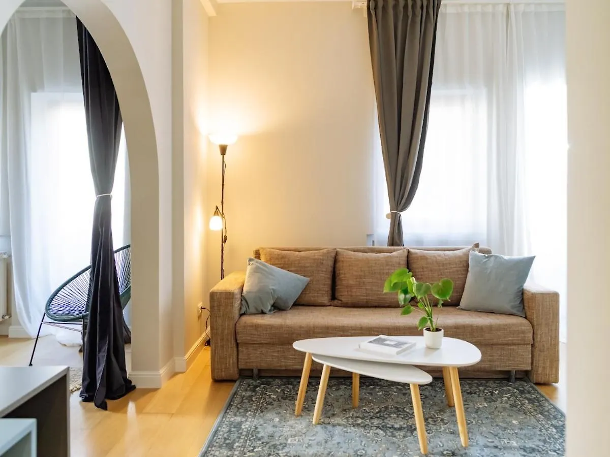 Double Studio Near Cismigiu Park Bucharest Apartment